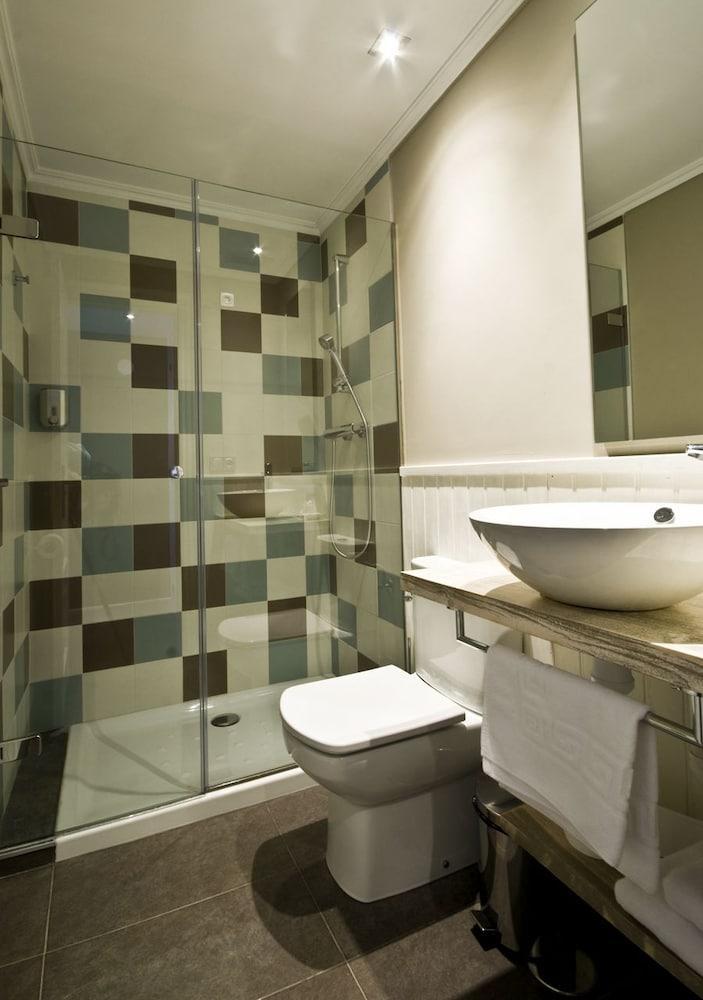 Hotel Salbatoreh Beasain Εξωτερικό φωτογραφία