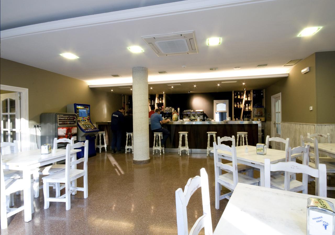 Hotel Salbatoreh Beasain Εξωτερικό φωτογραφία